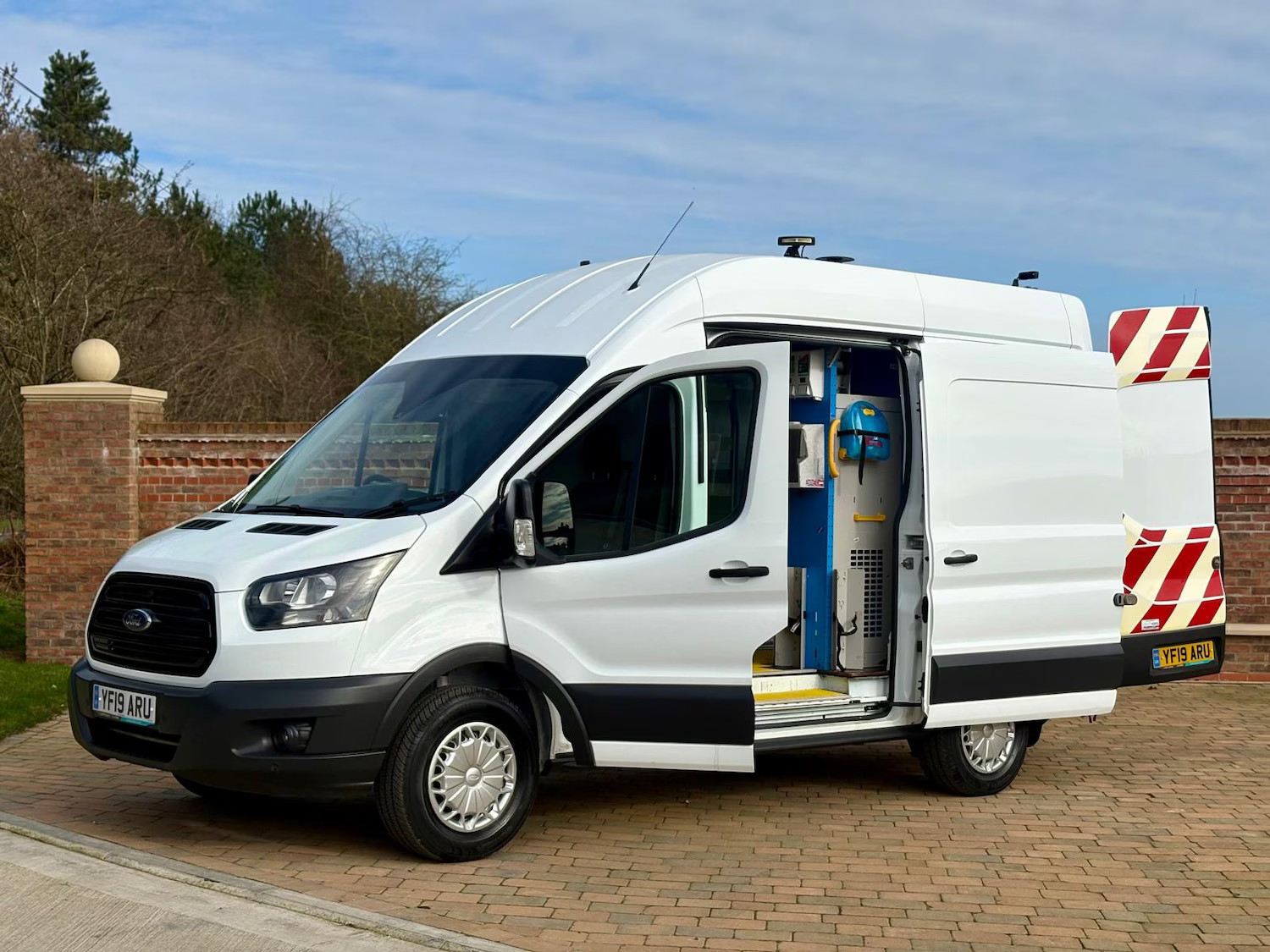 2019 Ford Transit T350 2.0 TDCi 130ps H3 Van ***Splicing / Fibre / Jointing Van* 2019 Ford Transit T350 2.0 TDCi 130ps H3 Van ***Splicing / Fibre / Jointing Van*