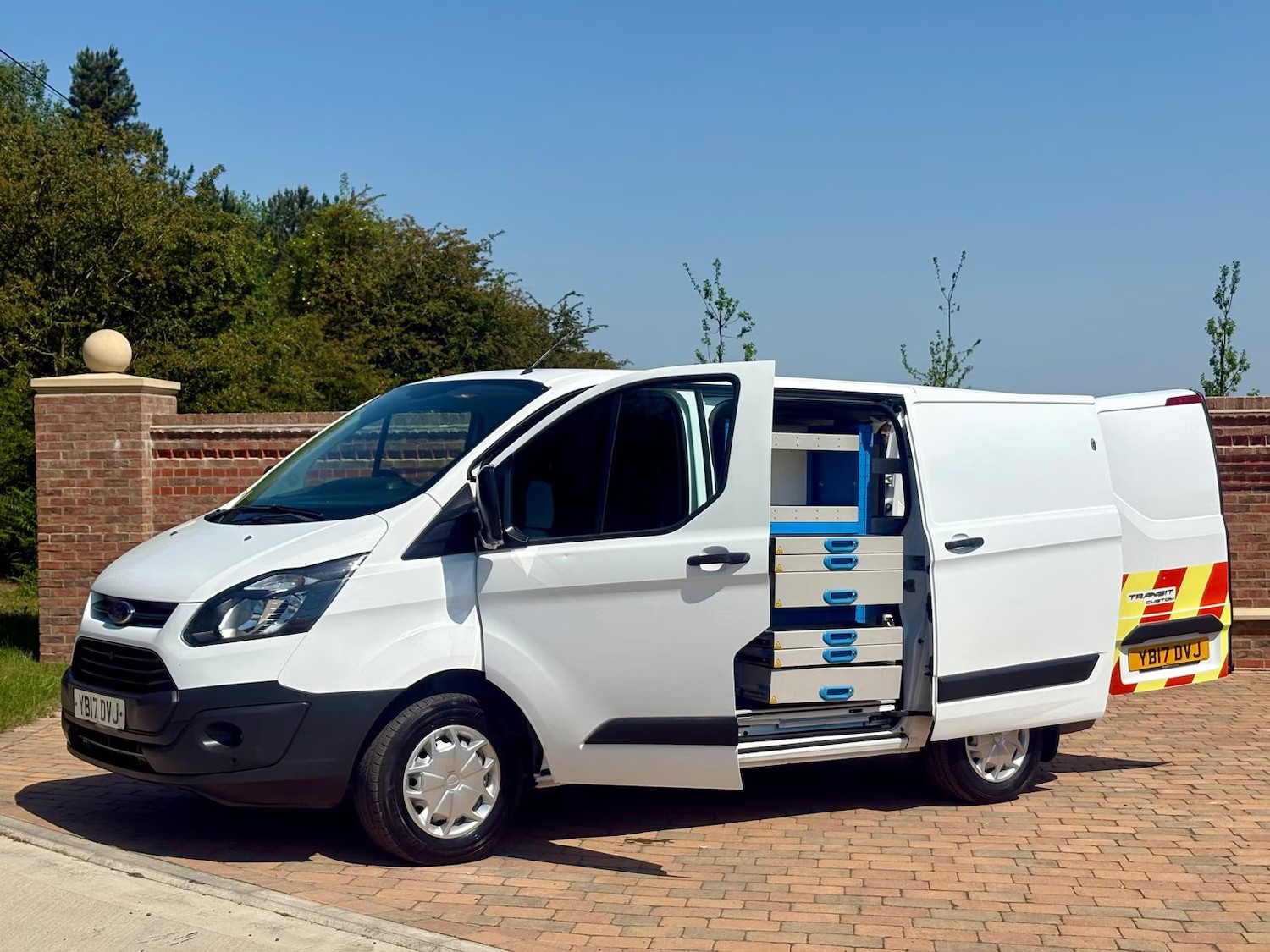 2020 Ford Transit Custom 2.0 EcoBlue D/Cab Crew Cab Leader Van ***6 Seater*** PA