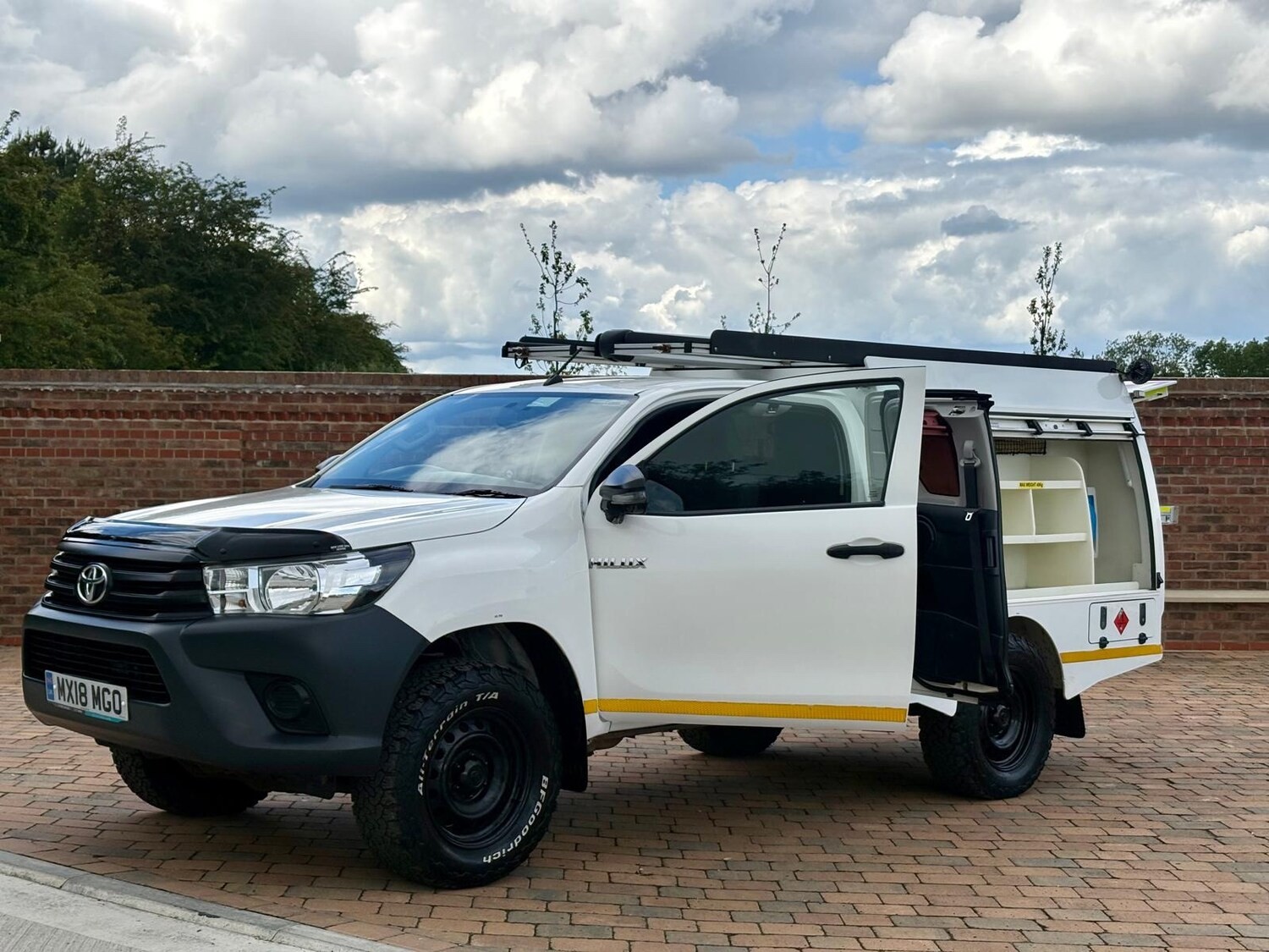 2018 Toyota Hilux Active Extra Cab Pick Up 2.4 D-4D ***Commercial Model*** PICK 2018 Toyota Hilux Active Extra Cab Pick Up 2.4 D-4D ***Commercial Model*** PICK