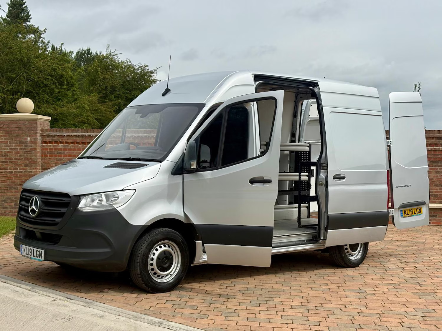 2019 Mercedes-Benz Sprinter 314CDI L1 H2 Swb Van 9G-Tronic / Automatic ***Worksh 2019 Mercedes-Benz Sprinter 314CDI L1 H2 Swb Van 9G-Tronic / Automatic ***Worksh