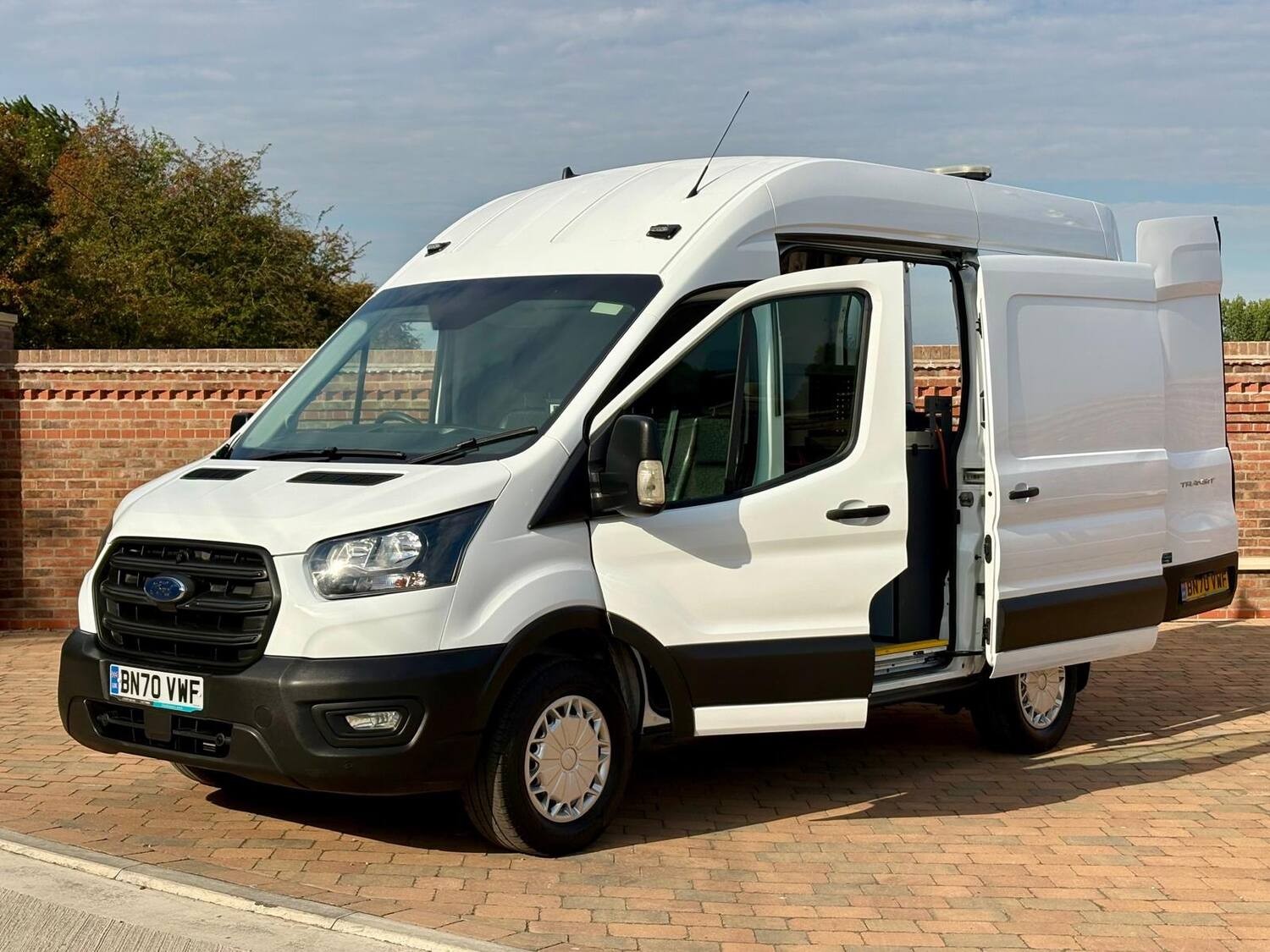 2020 Ford Transit 2.0 EcoBlue 130ps L2 H3 Leader Van *** Mobile Workshop Van *** 2020 Ford Transit 2.0 EcoBlue 130ps L2 H3 Leader Van *** Mobile Workshop Van ***